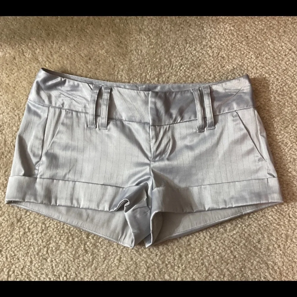 Bundle of size 1 shorts - Picture 6 of 12